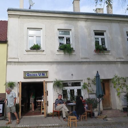 Apartman Havenatura Mikulov Bagian luar foto